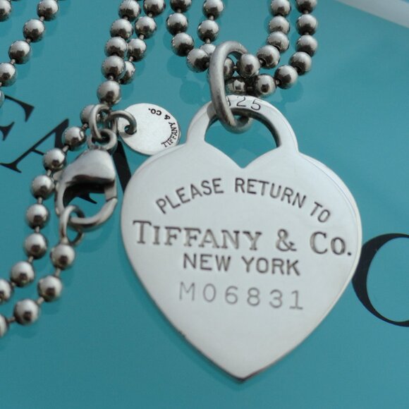Tiffany & Co. Sterling Silver Large Return to Heart Pendant Beaded 16
